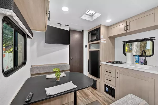 Coliving in Grant Park Tampa - East Tampa, Tampa