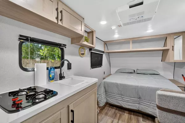 Coliving in Grant Park Tampa - East Tampa, Tampa