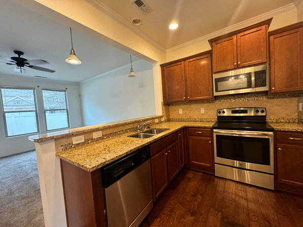 Coliving in Worthdale - South Raleigh, Raleigh