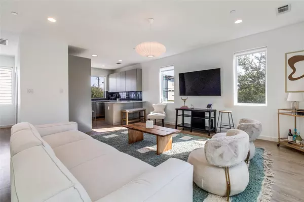 2 bedrooms apartment for rent in Old East Dallas - Ne Dallas, Dallas