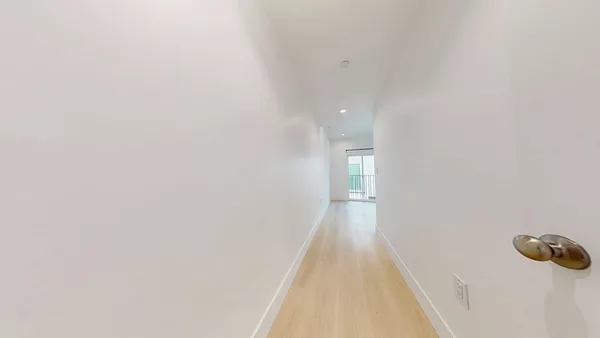 Coliving in Valley Village - San Fernando Valley, Los Angeles