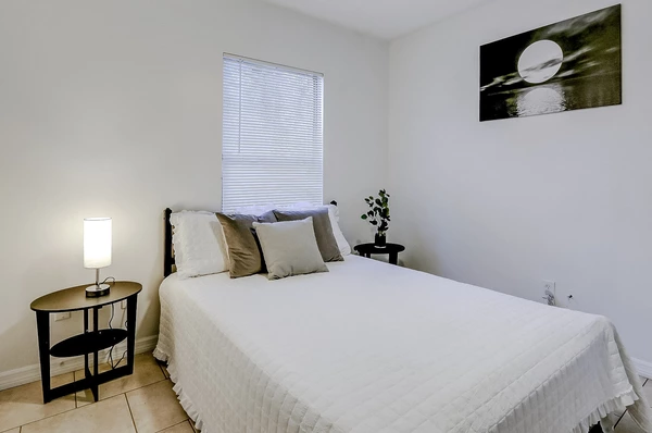 Coliving in Sulphur Springs - North Tampa, Tampa