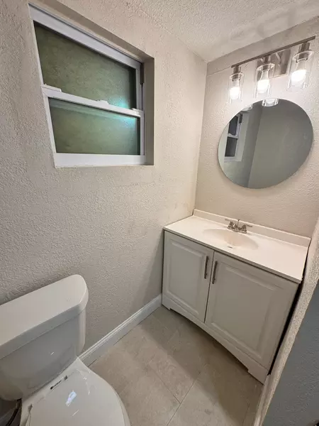 Coliving in Kenwood - Clearwater-St. Petersburg, Tampa