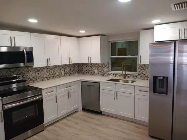 Coliving in Kenwood - Clearwater-St. Petersburg, Tampa
