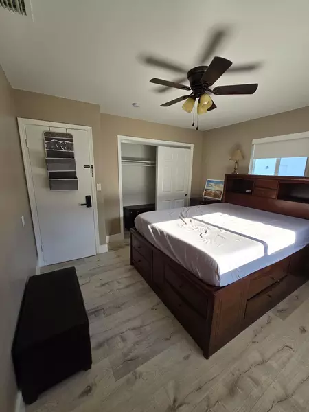 Coliving in Oakland Park - Broward County, Miami