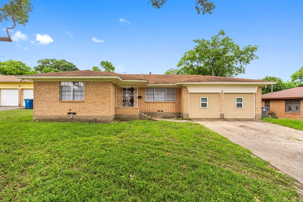 Coliving in Wolf Creek - Sw Dallas, Dallas