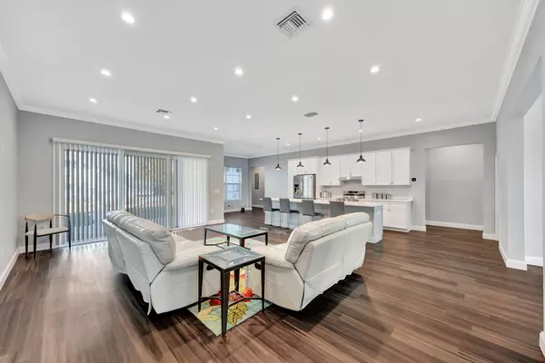 Coliving in Kenwood - Clearwater-St. Petersburg, Tampa