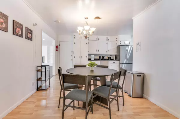 Coliving in West Arlington - Arlington, Dallas