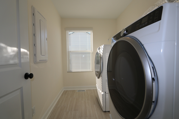 Coliving in Bryson Village - Outer Triangle, Raleigh