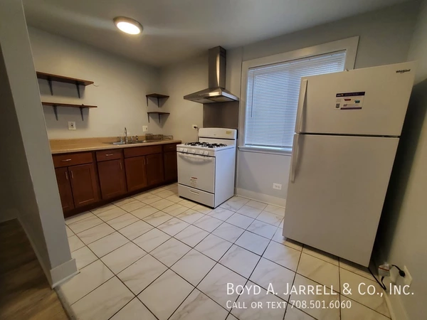 1 bedroom apartment for rent in Chatham - Far Southeast Side, Chicago