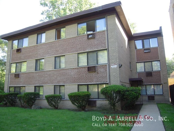 1 bedroom apartment for rent in Chatham - Far Southeast Side, Chicago