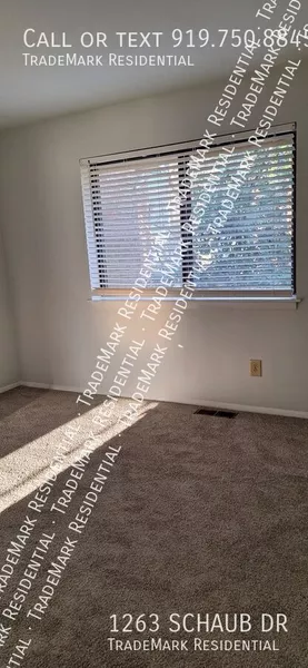 2 bedrooms apartment for rent in Fairmont - Central Raleigh, Raleigh