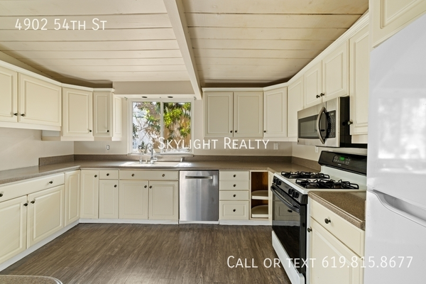 6 bedrooms apartment for rent in College Area SD - Inland, San Diego