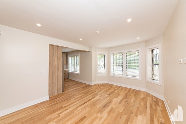 2 bedrooms apartment for rent in Andersonville - Far North Side, Chicago