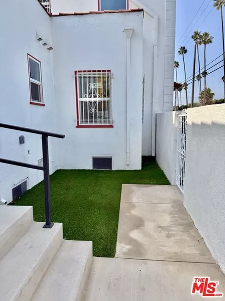 1 bedroom apartment for rent in Arlington Heights - Central Los Angeles, Los Angeles