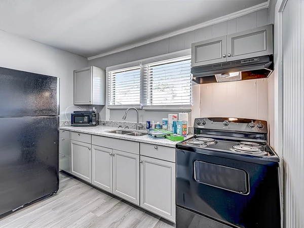 Coliving in Lake Forest - Northside, Jacksonville