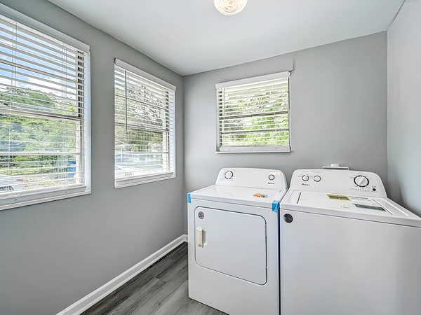 Coliving in Lake Forest - Northside, Jacksonville