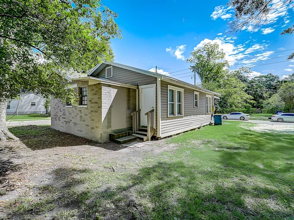 Coliving in Lake Forest - Northside, Jacksonville