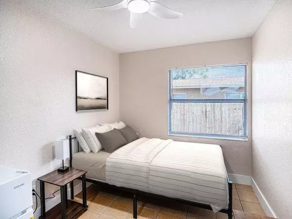 Coliving in University Square - North Tampa, Tampa