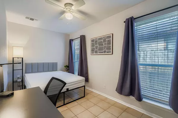Coliving in Garrison Park - South Austin, Austin