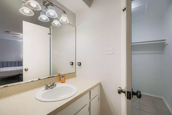 Coliving in Garrison Park - South Austin, Austin