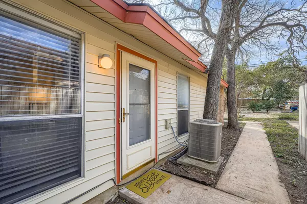 Coliving in Garrison Park - South Austin, Austin