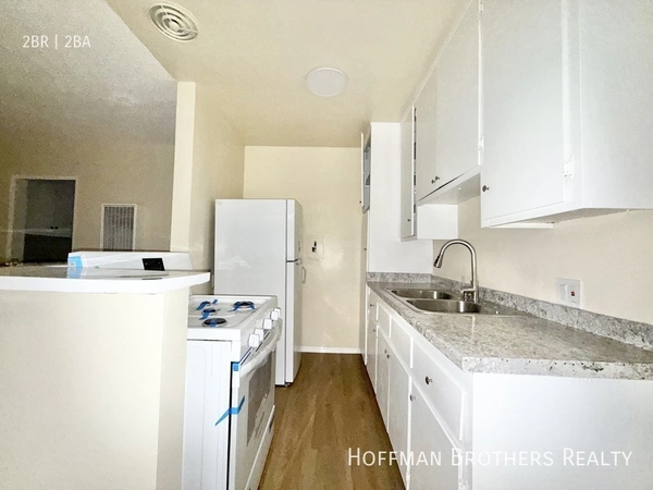 2 bedrooms apartment for rent in Sawtelle - Westside / South Bay, Los Angeles