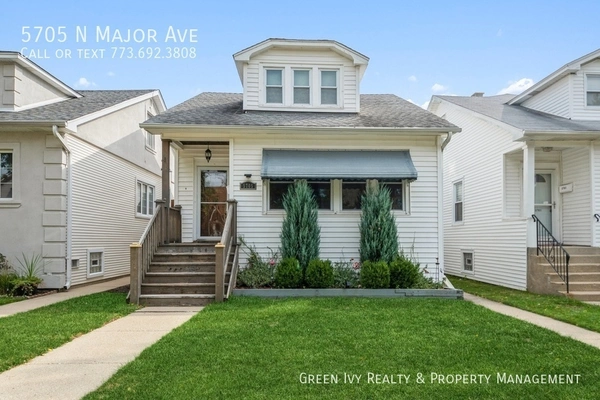 3 bedrooms apartment for rent in Jefferson Park - Far North Side, Chicago