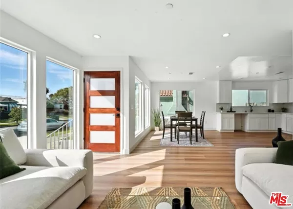 3 bedrooms apartment for rent in Mid City - Central Los Angeles, Los Angeles