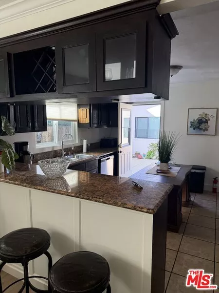 2 bedrooms apartment for rent in Mid City - Central Los Angeles, Los Angeles