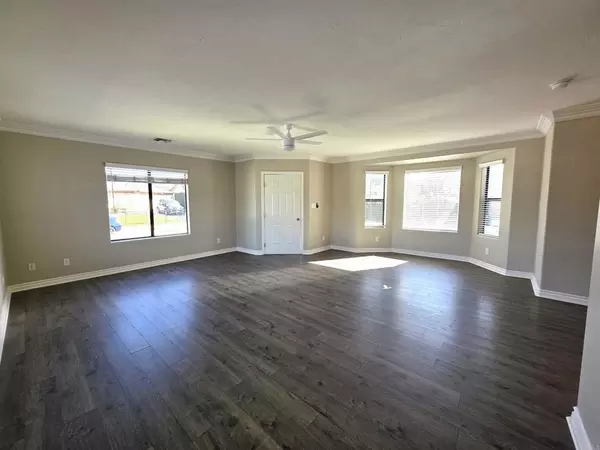3 bedrooms apartment for rent in National City - South SD, San Diego