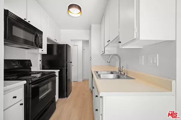 3 bedrooms apartment for rent in Sawtelle - Westside / South Bay, Los Angeles