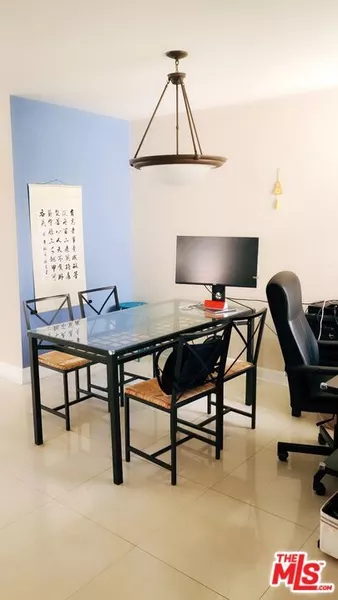 2 bedrooms apartment for rent in Sawtelle - Westside / South Bay, Los Angeles