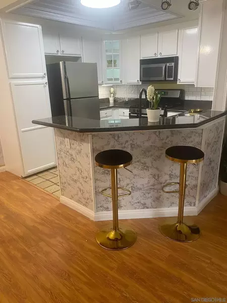 2 bedrooms apartment for rent in Carmel Valley - North SD, San Diego