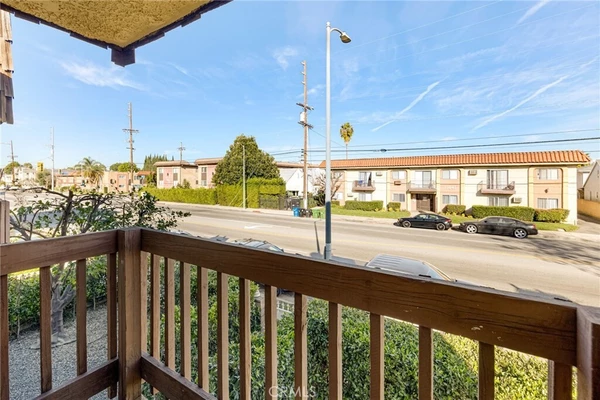 1 bedroom apartment for rent in Van Nuys - San Fernando Valley, Los Angeles