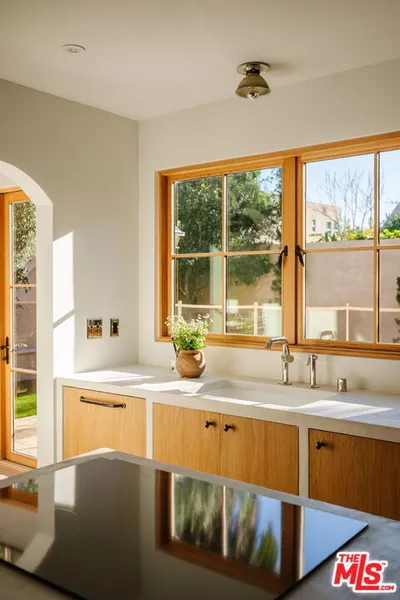 1 bedroom apartment for rent in Carthay - Central Los Angeles, Los Angeles