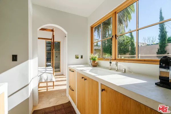 1 bedroom apartment for rent in Carthay - Central Los Angeles, Los Angeles