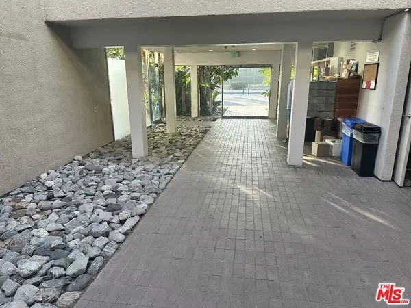 2 bedrooms apartment for rent in Brentwood - Westside / South Bay, Los Angeles