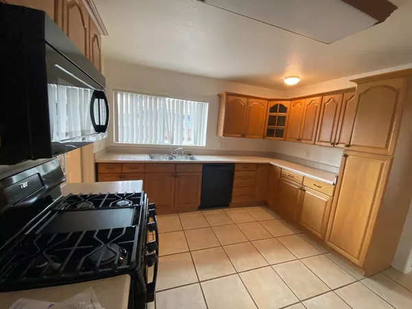 2 bedrooms apartment for rent in Normal Heights - Inland, San Diego