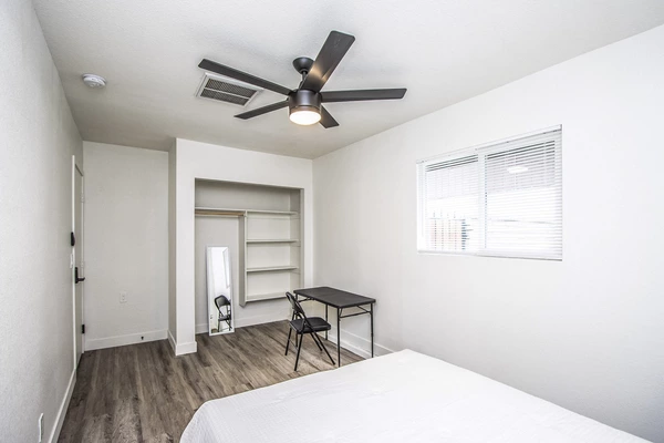 Coliving in Glendale - NW Valley, Phoenix