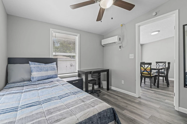 Coliving in Cedar Hills - Westside, Jacksonville