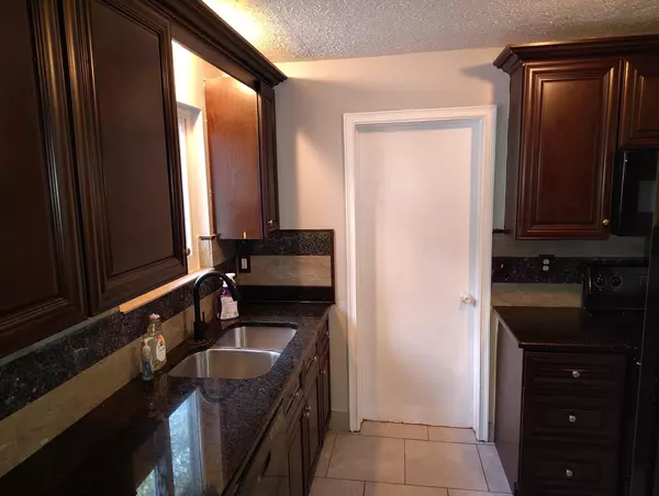 Coliving in Normandy - Westside, Jacksonville