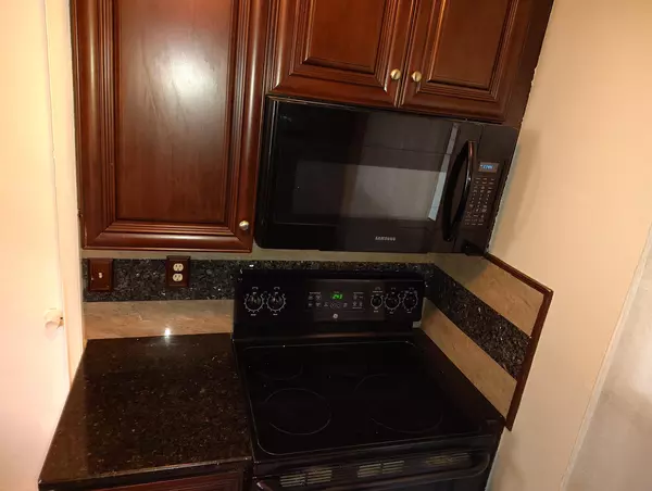 Coliving in Normandy - Westside, Jacksonville