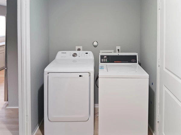 Coliving in Kirby - East SATX, San Antonio