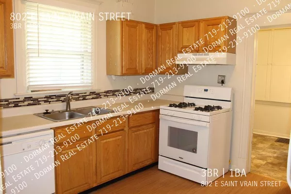 3 bedrooms apartment for rent in Downtown COS - Central COS, Colorado Springs