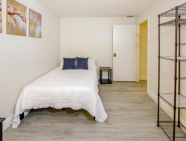 Coliving in University Square - North Tampa, Tampa