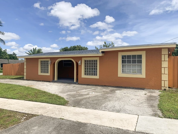 Coliving in Oakland Park - Broward County, Miami