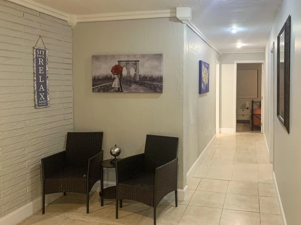Coliving in Oakland Park - Broward County, Miami