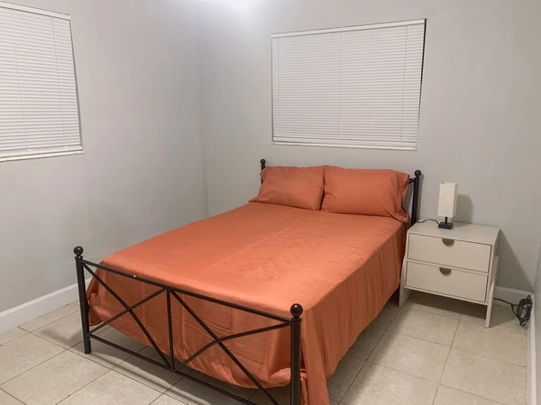 Coliving in Oakland Park - Broward County, Miami
