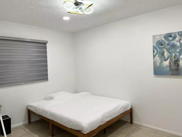 Coliving in Glendale - NW Valley, Phoenix